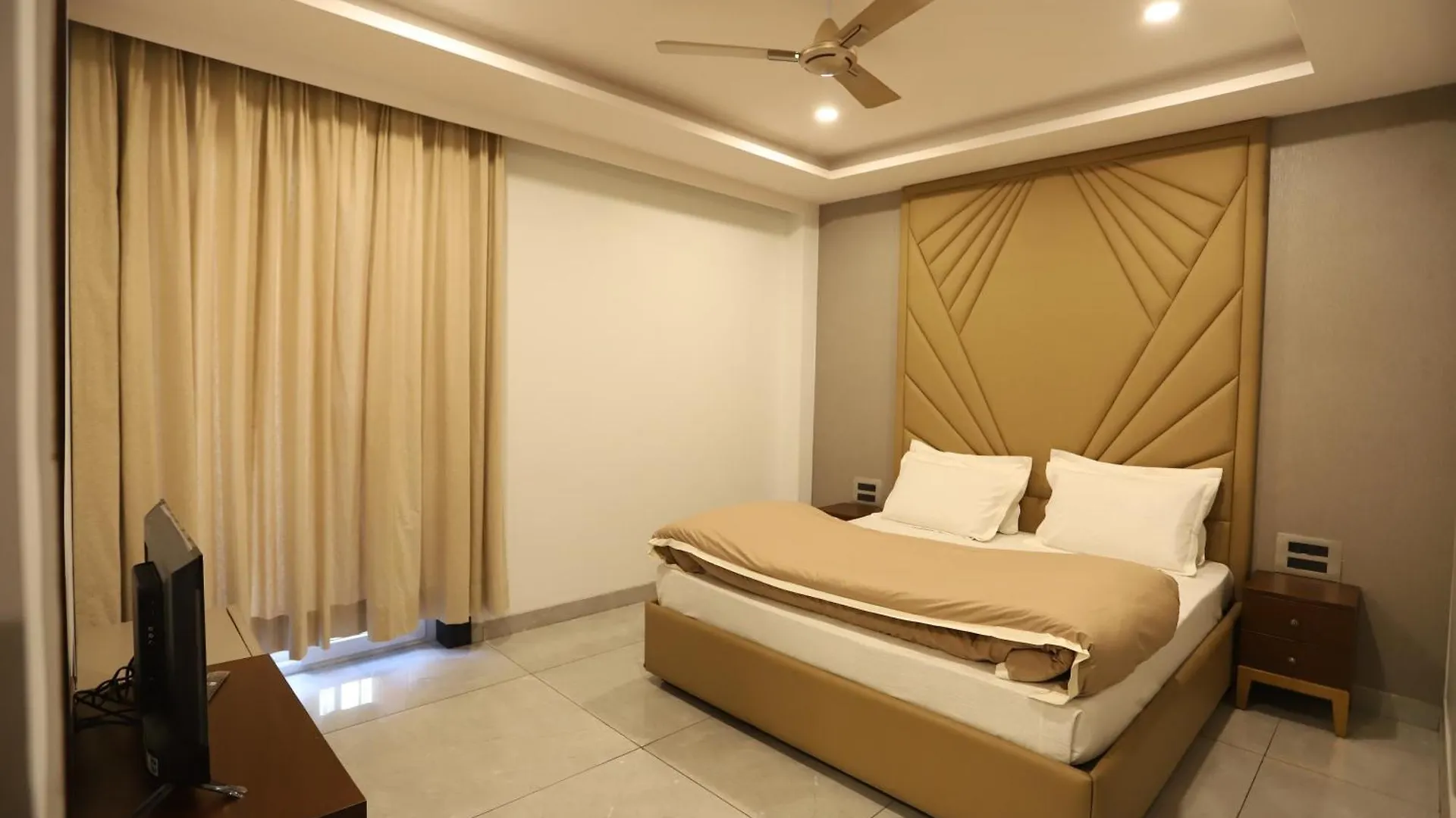 Juniper Whsiper Hotel Shimla