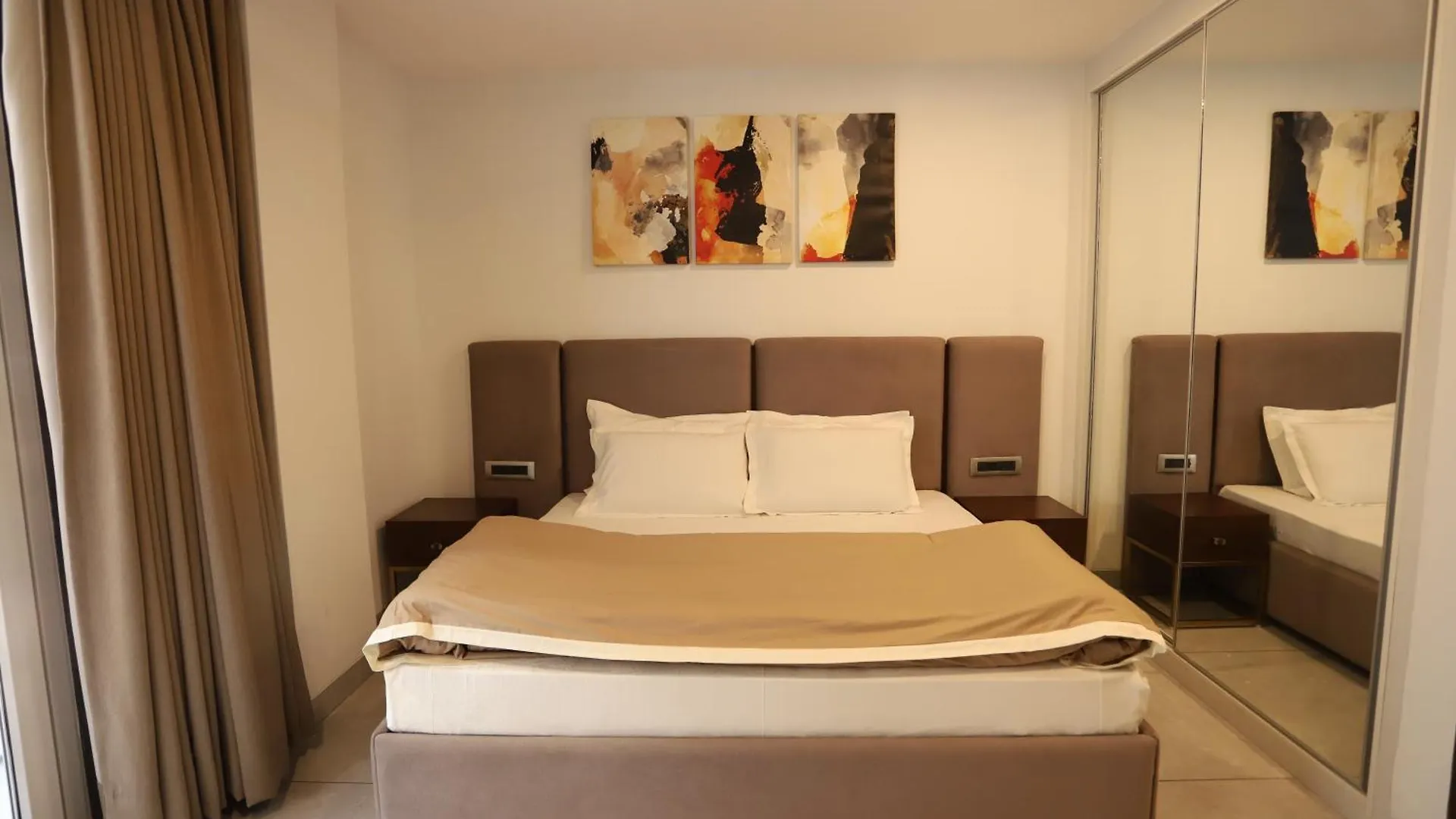 Juniper Whsiper Hotel Shimla 3*,