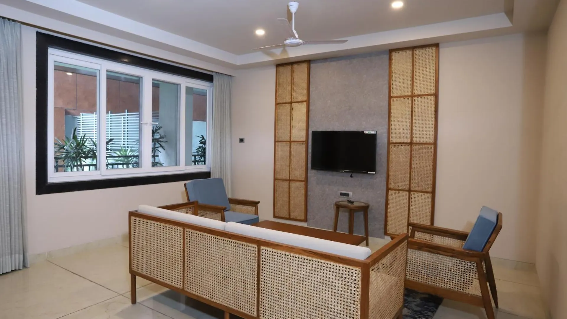 Juniper Whsiper Hotel Shimla