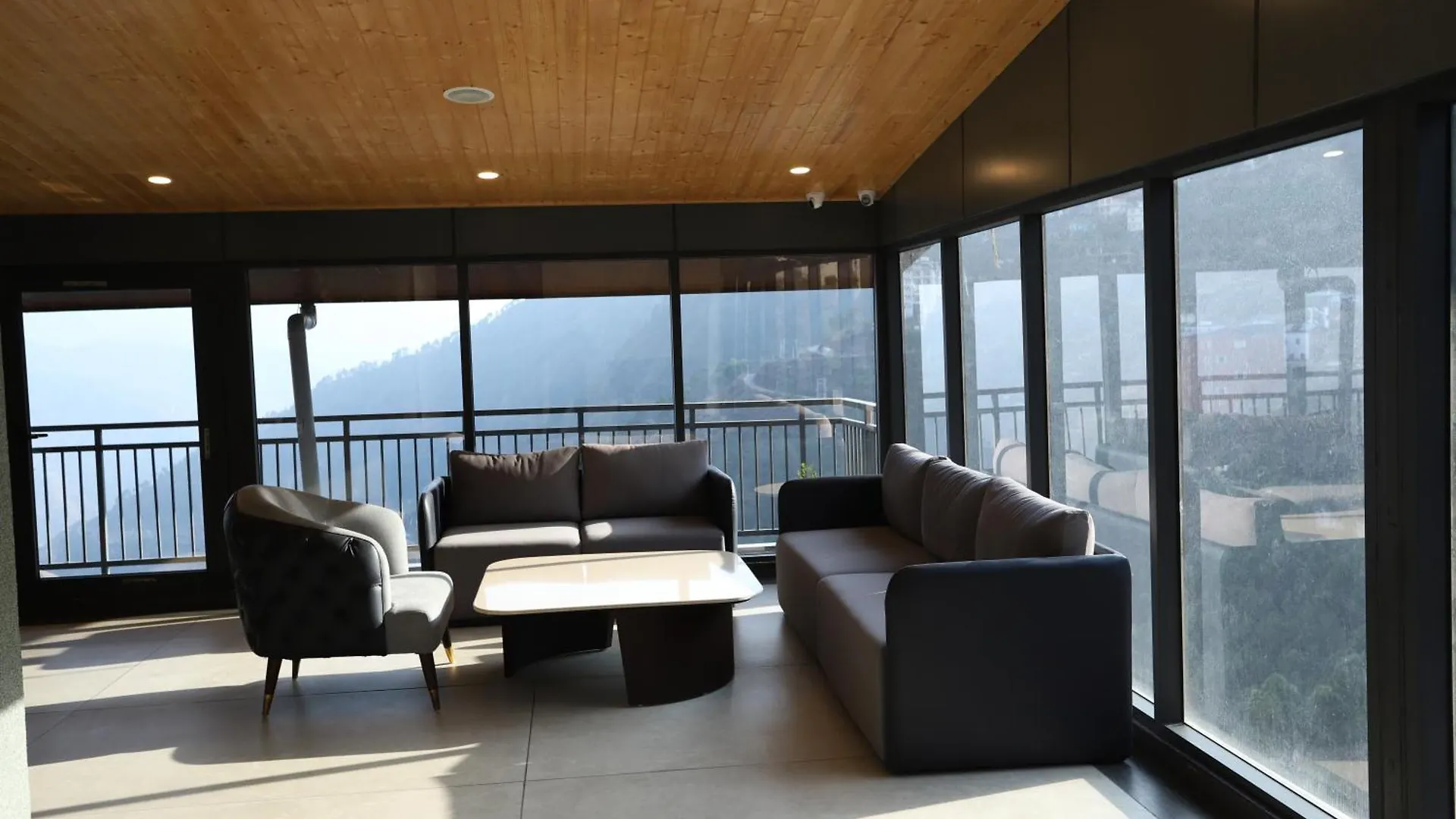 Juniper Whsiper Hotel Shimla